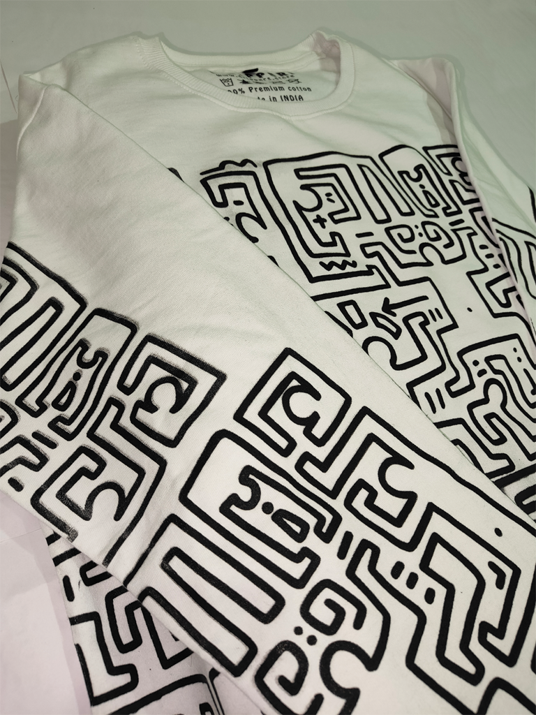 Mesmire, Regular fit sweatshirt, 320 GSM.