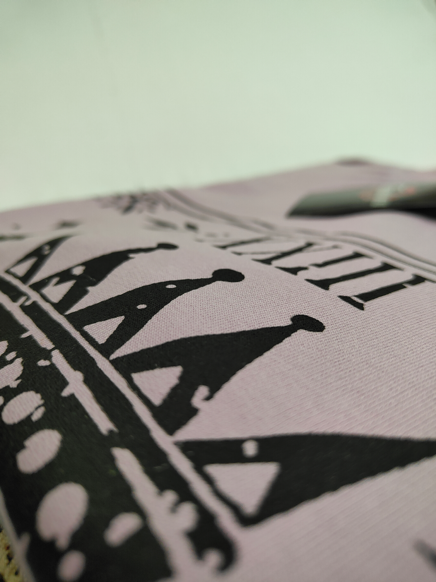 The queen in lavender, Oversized drop shoulders T-shirt, 100% premium cotton.